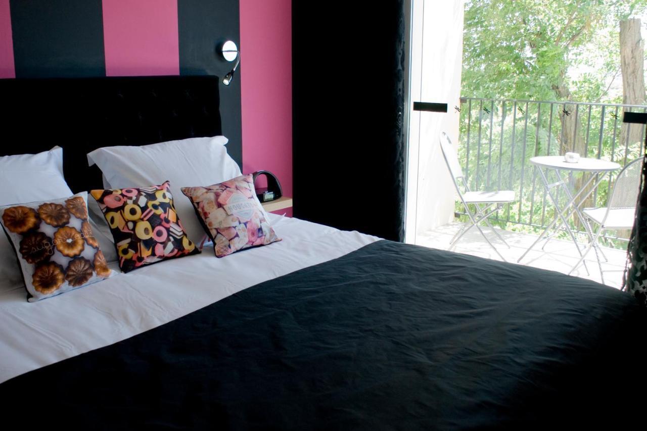 Hotel Logis Auberge Côté Jardin Lézignan-Corbières Habitación foto